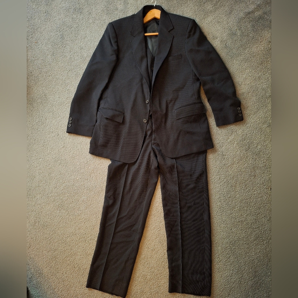Men's Vintage Dark Blue Pinstripe Suit